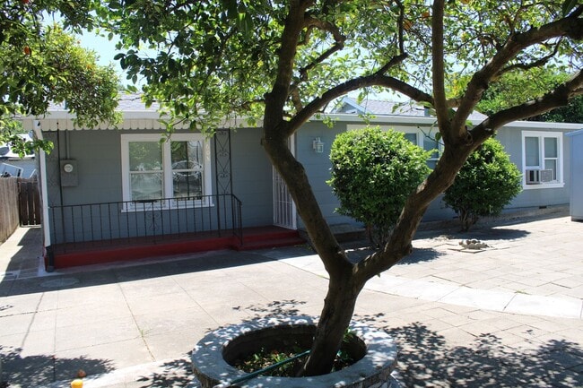Photo - Three Bedroom, One Bathroom Single Family Home in Isleton.
