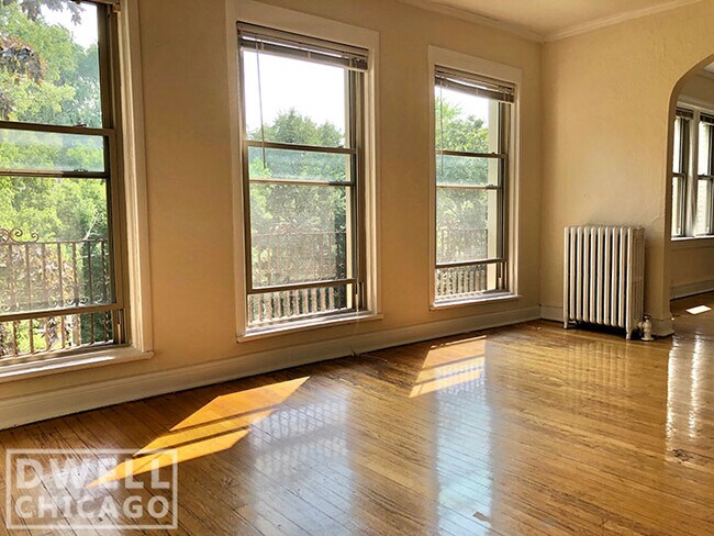 Photo - 1430 W Farwell Ave Apartment Unit 3S