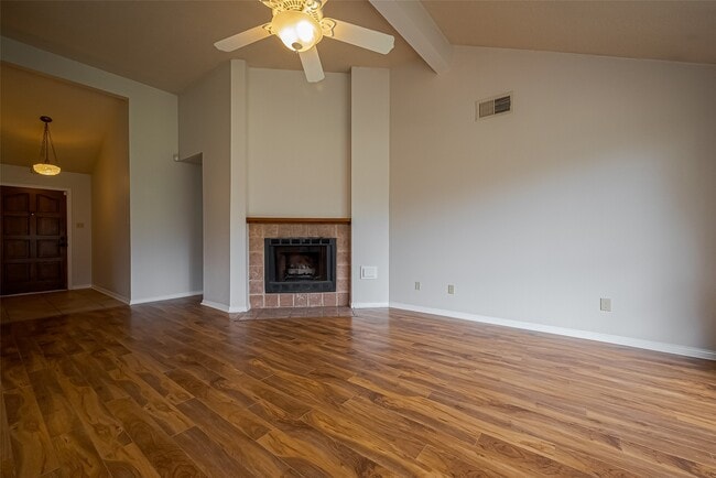 Photo - 3007 Cloverdale Dr