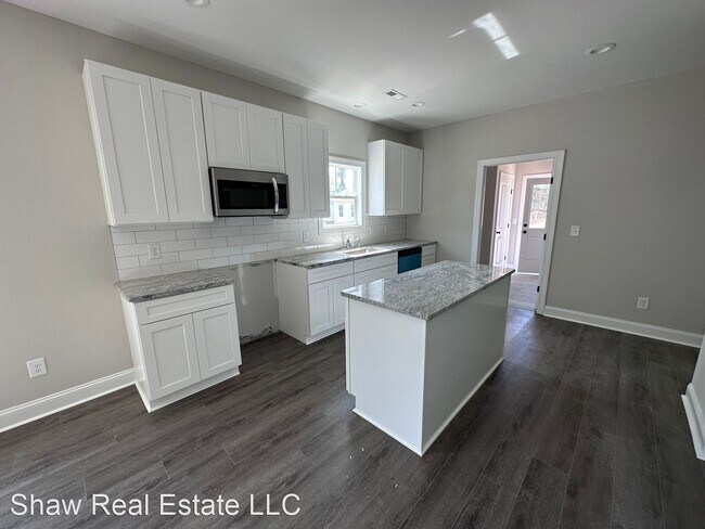 Photo - 3 br, 3 bath House - 4308 Peachtree Ave.