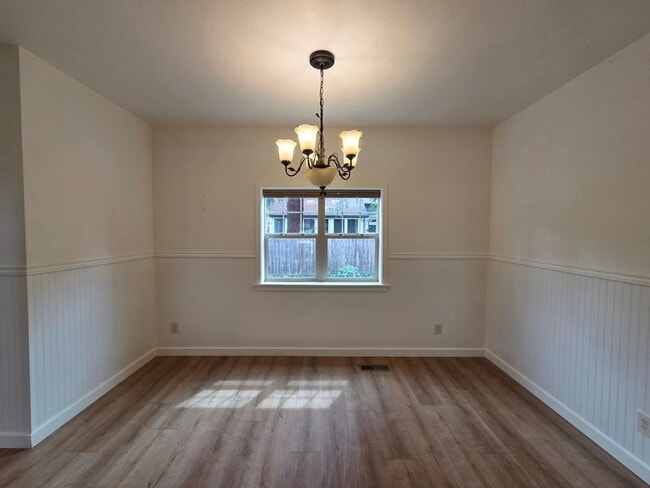 Photo - 907 Bellview Ave