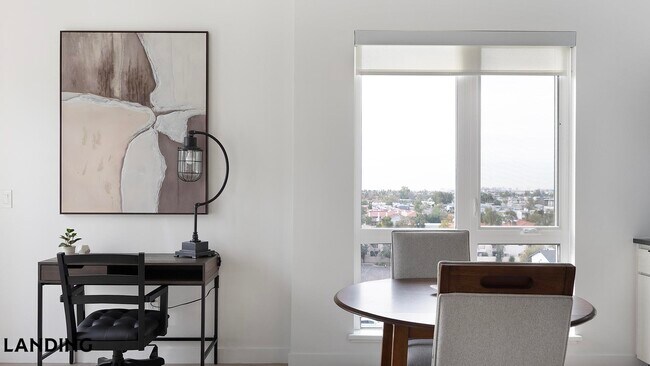 Photo - 707 S Farmer Ave Unidad 6031