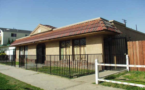 1135 Dawson Ave