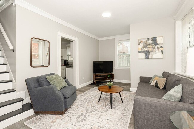 216 Gilman Ave Unit SI ID1363975P