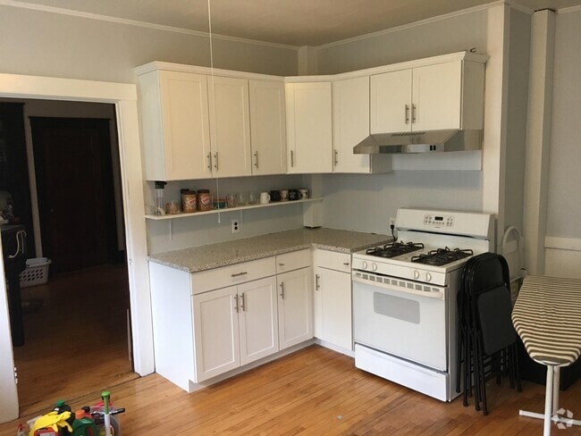 Building Photo - 117 Lexington Ave Unit 1 Rental