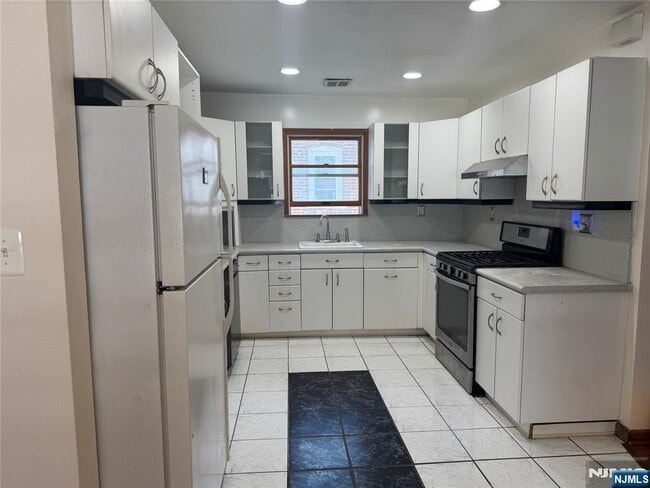 Photo - 111 Wessington Ave