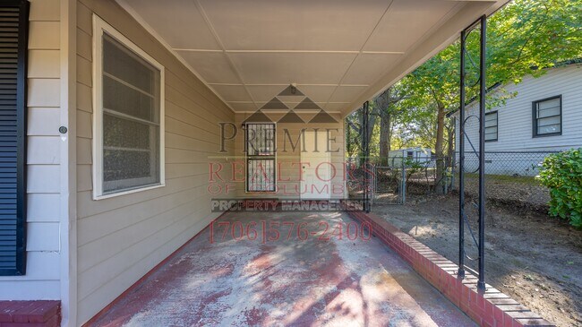 Photo - 330 Mays Ave