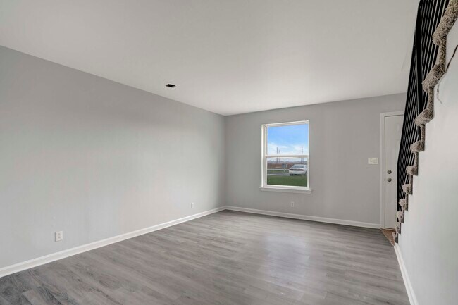 1108 Pembroke Oak Grove Rd Unit 19