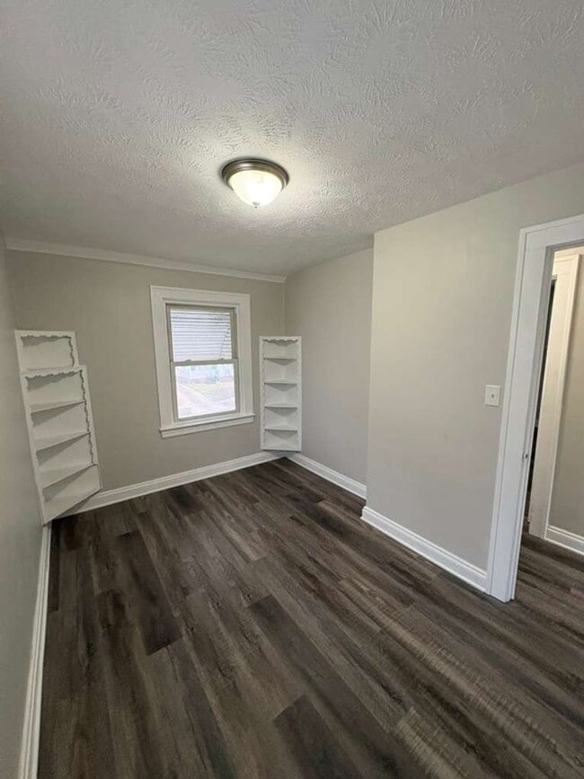 Photo - Charming 3-Bedroom Home in Maple Heights – Newly Renovated Entry & Spacious Yard