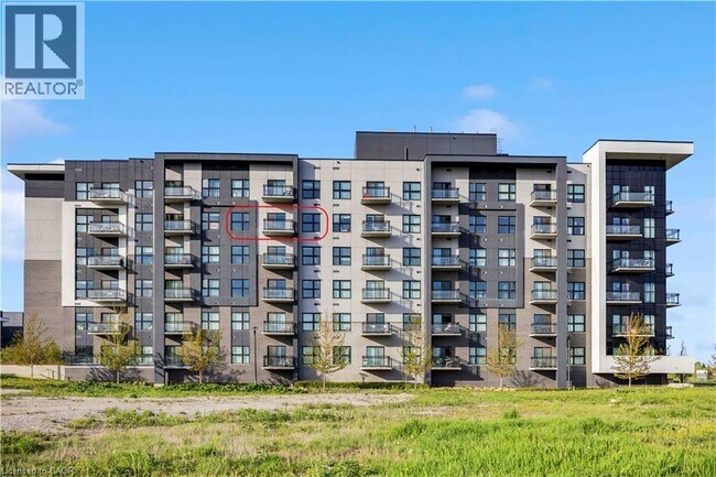 Photo - 102 Grovewood Common Unit 526