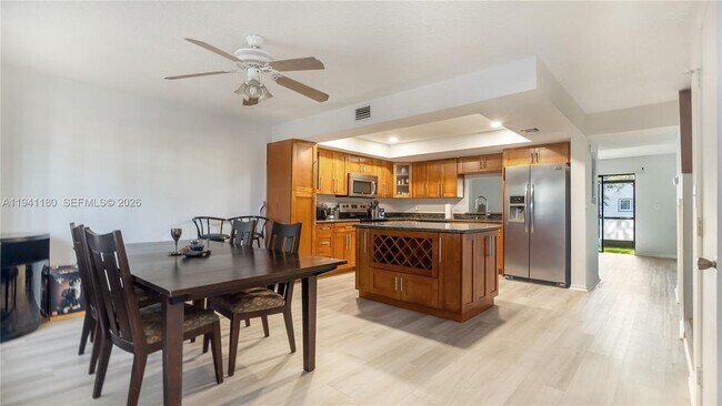 Photo - 9487 NW 42nd St