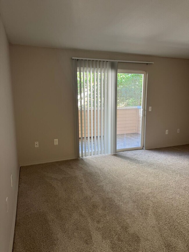 Photo - Life Just Got Better Come See For Yourself At Powell Court Apartments!! Unit 60