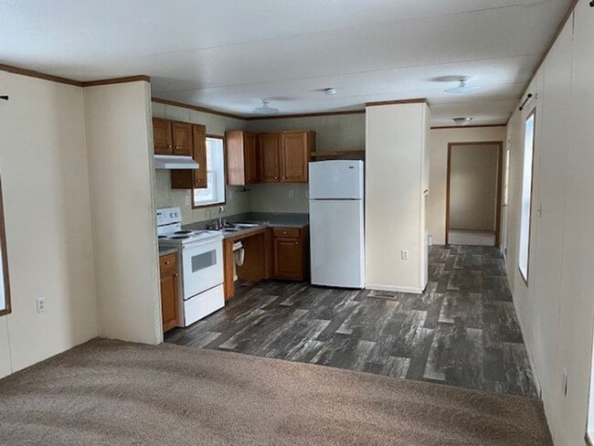 Photo - 3 Bedrooms, 1 Bathroom in Pequot Terrace Trailer Park Lot A20, Pequot Lakes, MN Unidad Lot A20