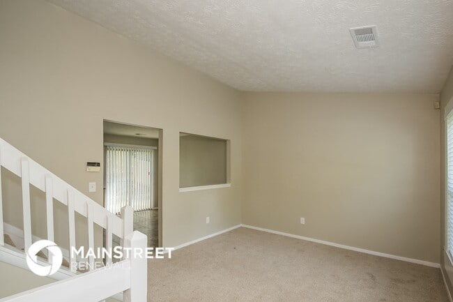 Photo - 1401 Mill Lake Cir