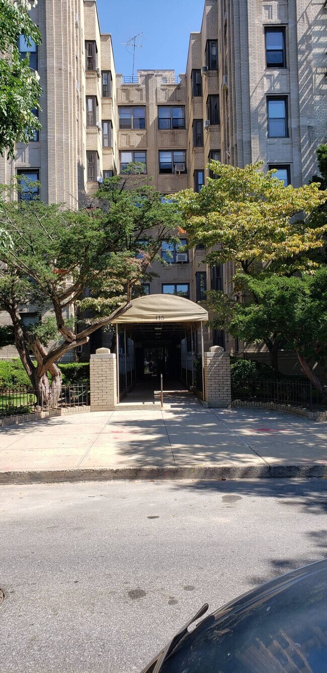 Photo - 415 Ocean Pkwy Condominio Unidad 3K