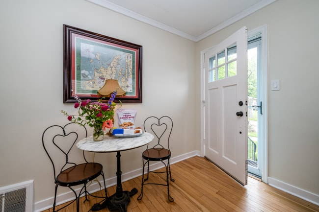 Photo - 2506 Morton Ave