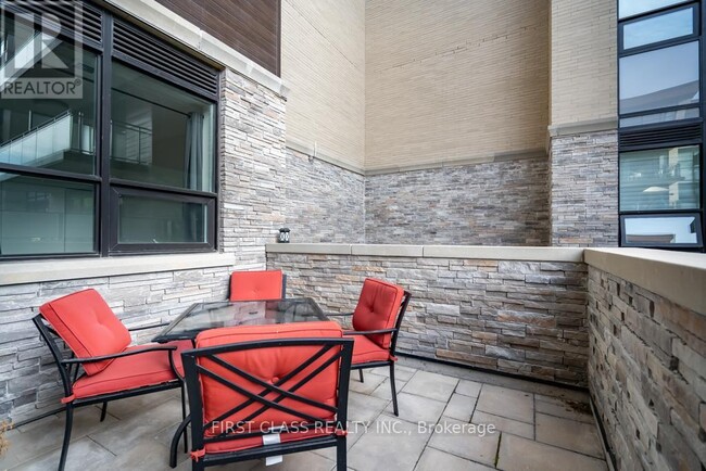 Photo - 1575 Lakeshore Rd W Unit 159