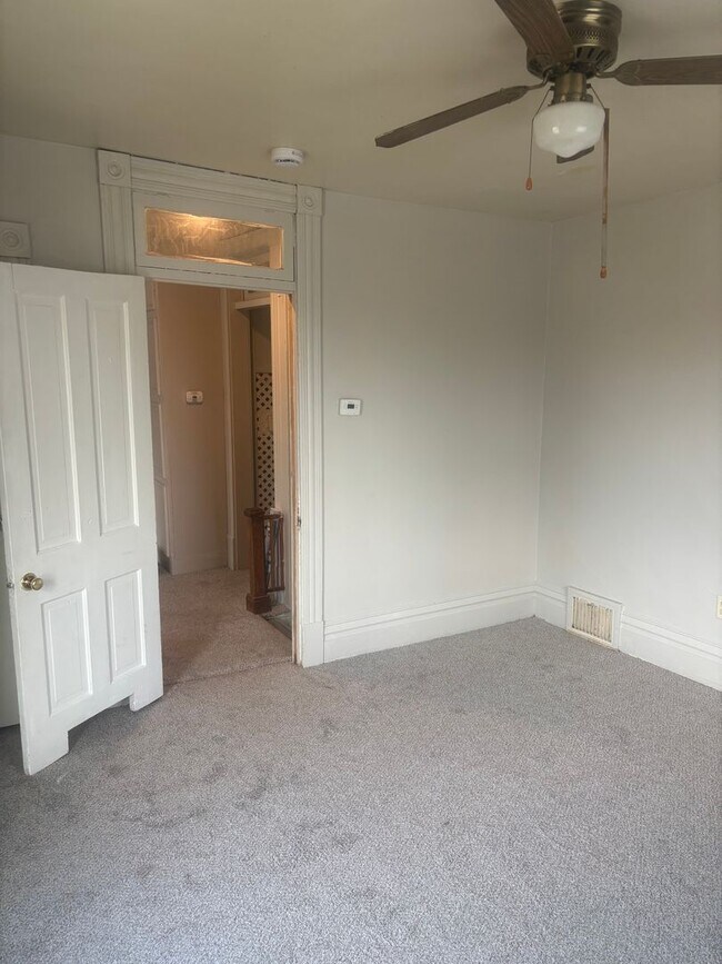 Photo - 401 7thAve SW Unit 401 7th Upper