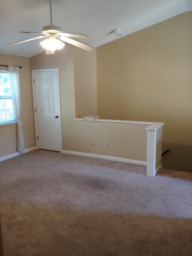 Living room and stairs - 1451 Thrush Plz Unit 1451