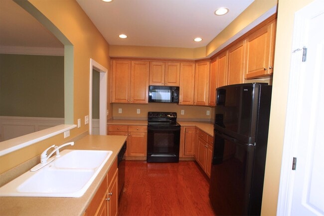 Photo - 217 Anniston Ct