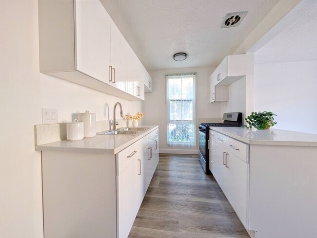 Photo - 1818 W Sumac Ln Unit 1b