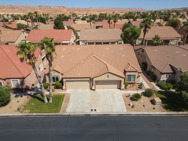 Photo - Beautiful 2-Bedroom Townhome in Sunset Green!