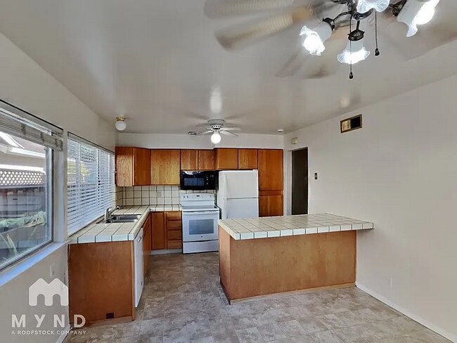 Photo - 6107 Vale Ct