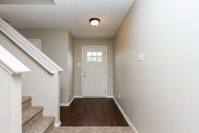 924 Bentgrass Dr