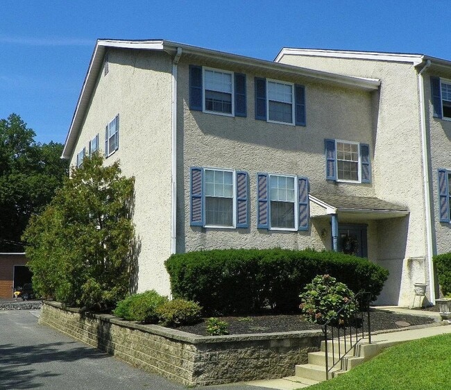 Photo - 44 S Lansdowne Ave Unidad 101