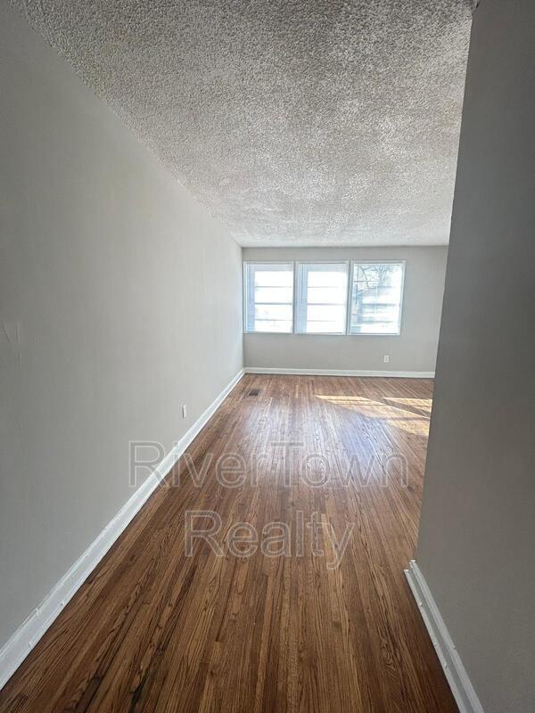 Photo - 1778 Brown Ave