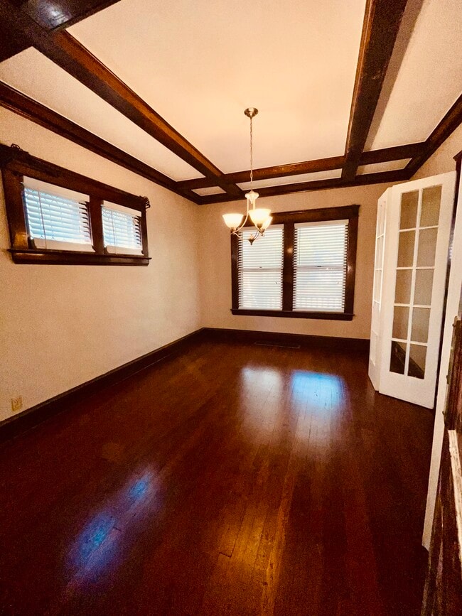 Photo - 10112 Columbia Ave