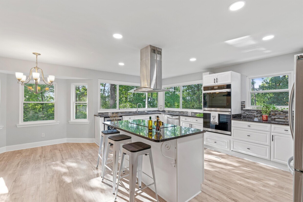 Photo - 555 Benson Dr (Chattanooga, TN)