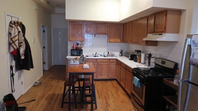 Photo - 1411 W Erie St Unit 3F