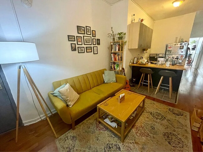 Photo - 311 Troutman St