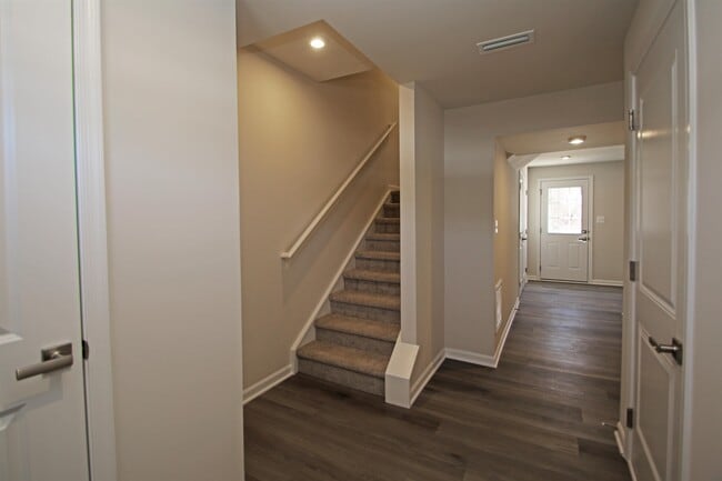 Photo - 2878 Orchard Ln