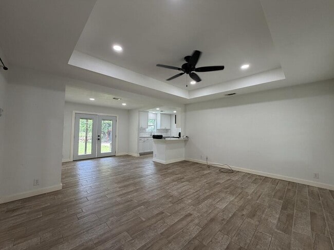 Photo - 804 Clay St