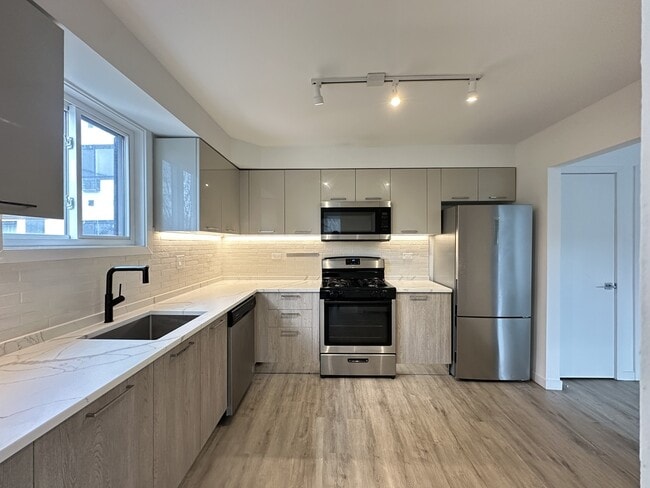 Photo - 7621 N Sheridan Rd Unit J2