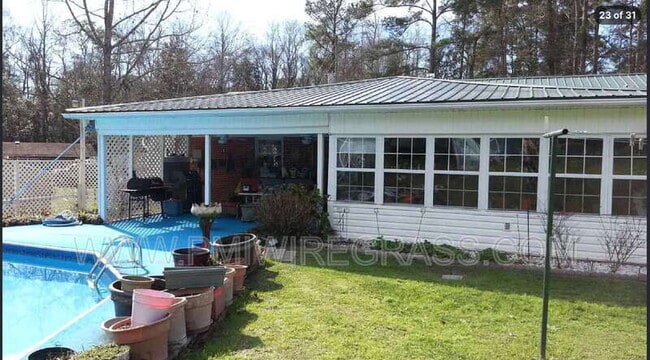 31 Andrews Dr