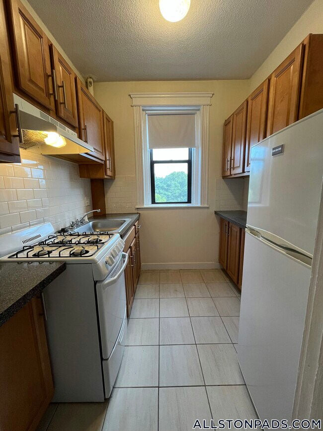 Photo - 1152 Commonwealth Ave Unit 57