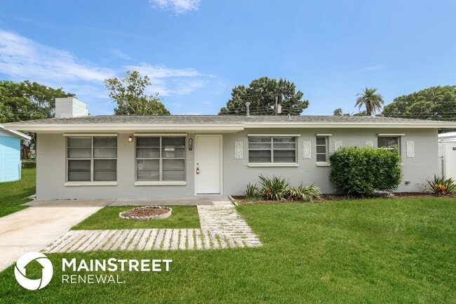 Photo - 4395 Sherwood Blvd