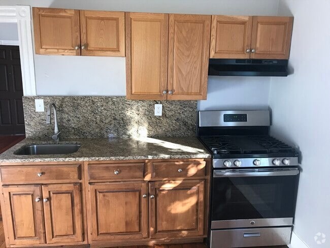 Building Photo - 77 Walden St Unit 2 Rental