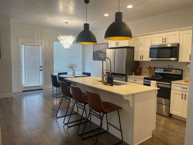 Photo - 4155 W 1630 N