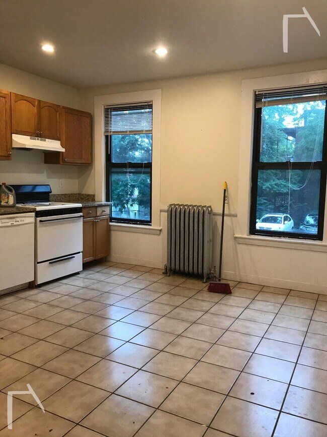 Photo - 31 Quint Ave