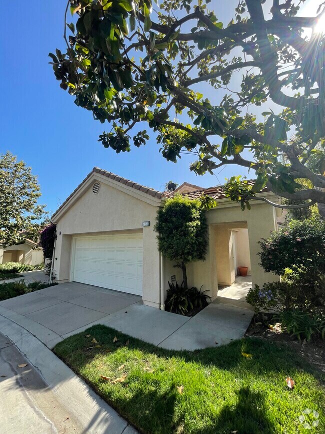 Building Photo - 732 PALISADES Dr Rental