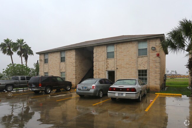 Lakeview Apartments - Lakeview Apartments