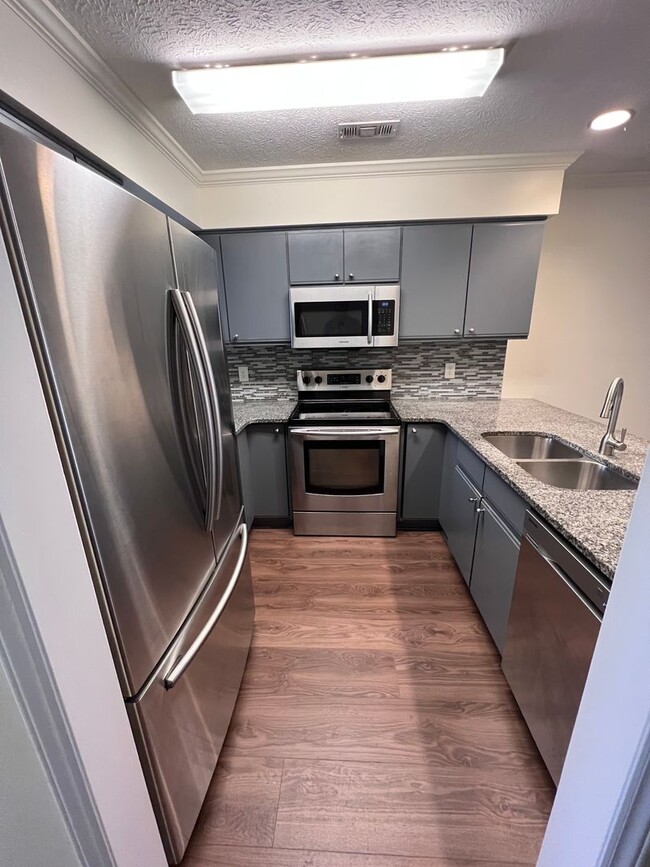 Photo - 3bed/3bath Townhome