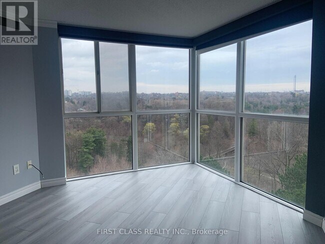 Photo - 7 Concorde Pl Unit 701