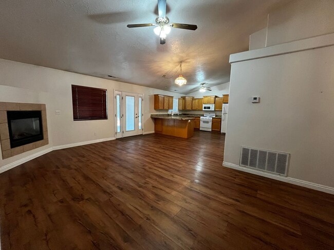 Photo - 4192 W 150 N