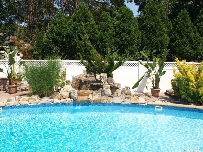 Photo - 355 Windjammer Dr