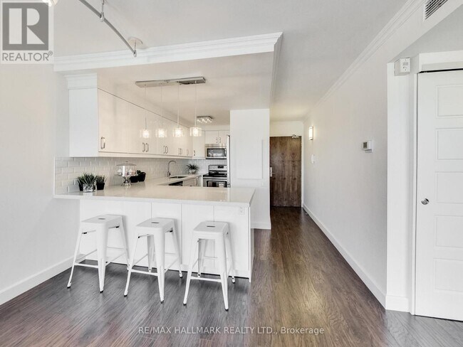 Photo - 914 Yonge St Unit 1509